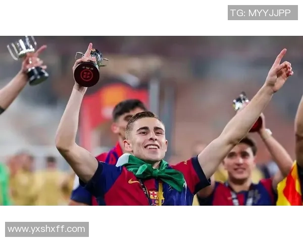 从青涩到闪耀 足球球星职业生涯首球背后的故事与传奇 从青涩到闪耀 足球球星职业生涯首球背后的故事与传奇