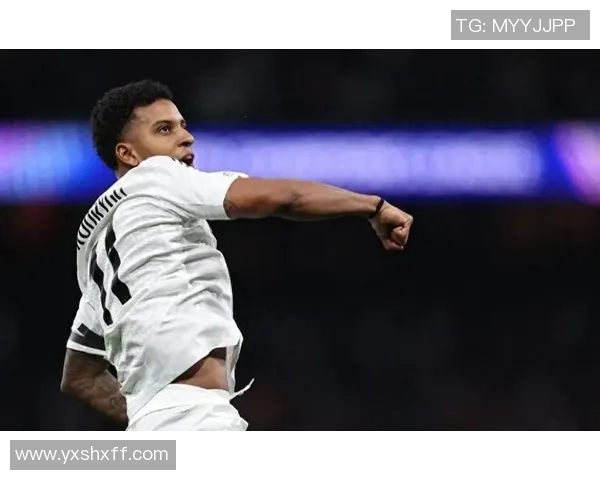 足坛风云巨星闪耀绿茵赛场尽显超帅球技与无敌魅力 足坛风云巨星闪耀绿茵赛场尽显超帅球技与无敌魅力